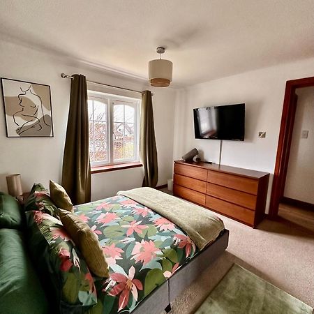 Apartment With Parking, Close To The Raigmore Hospital Inverness Exteriör bild