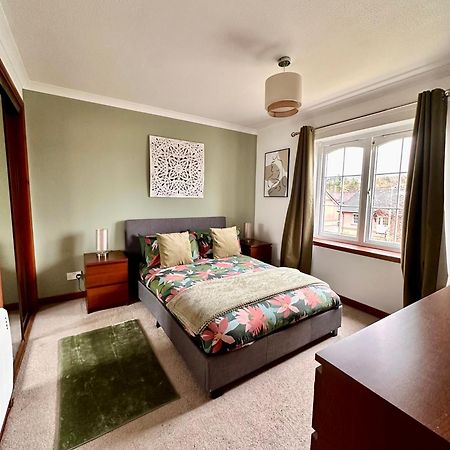 Apartment With Parking, Close To The Raigmore Hospital Inverness Exteriör bild